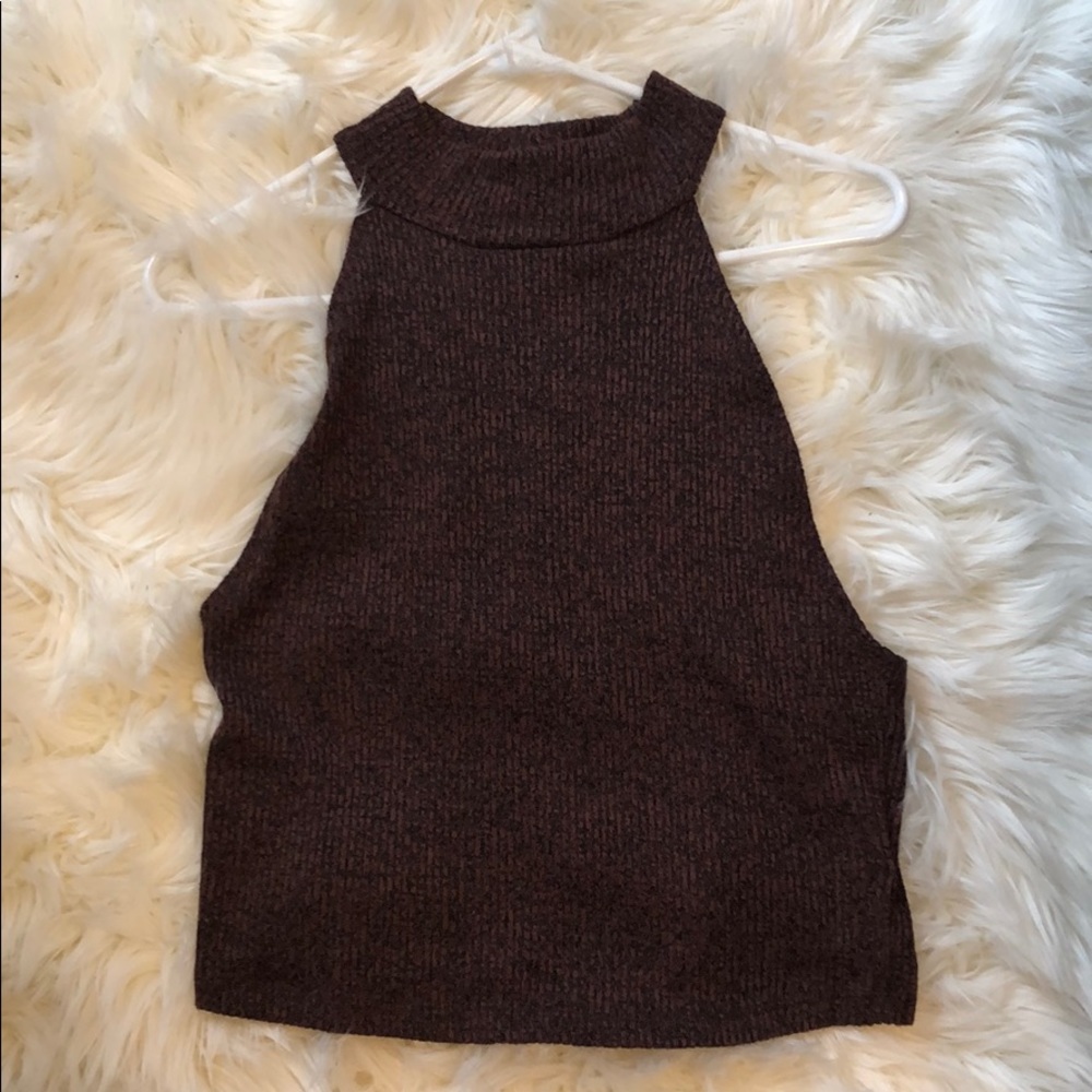Maroon turtle neck tank top